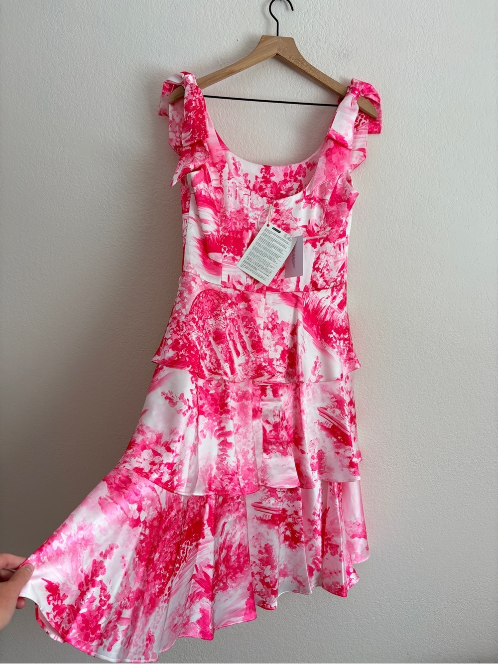 NWT MARCHESA NOTTE Bow-embellished tiered printed satin dress - Picture 9 of 14